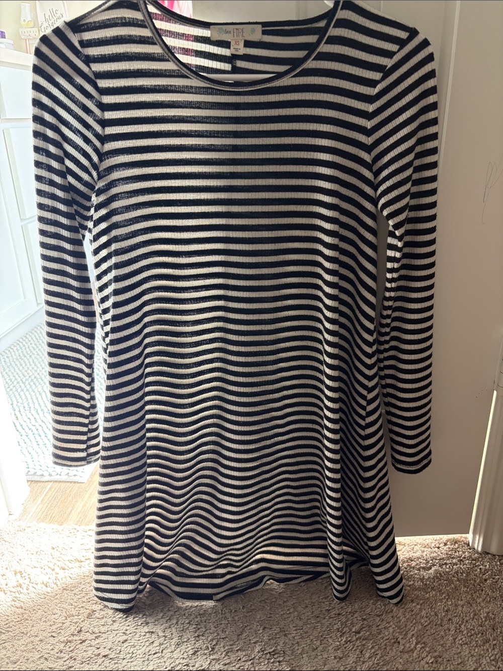 3/$15 love, fire Black and White Striped Scoop Neck Tunic (fits S-M)